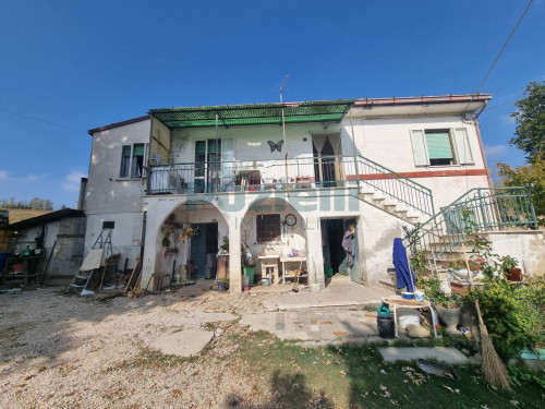  for sale in Servigliano