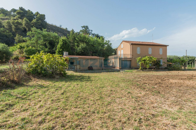 Casa singola in vendita a Fermo