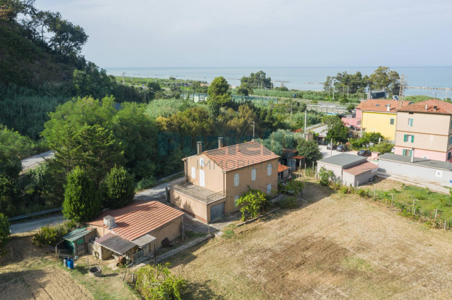 Casa singola in vendita a Fermo