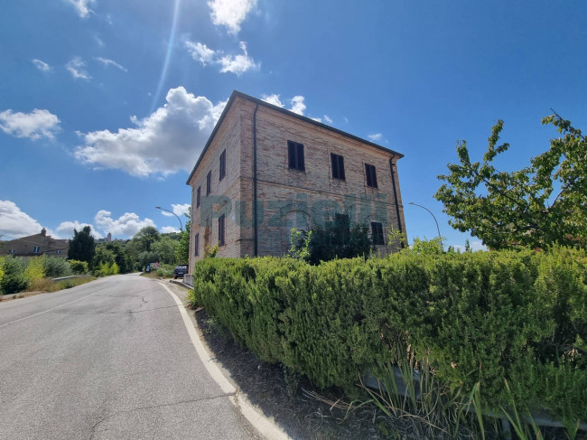 Casale in vendita a Monterubbiano