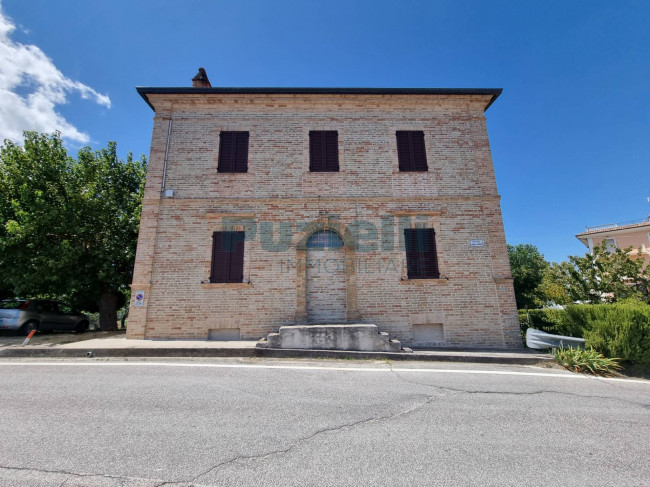 Casale in vendita a Monterubbiano