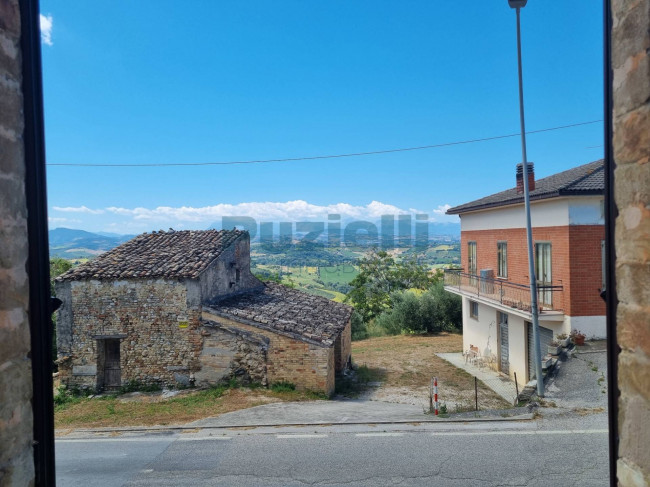 Casale in vendita a Monterubbiano