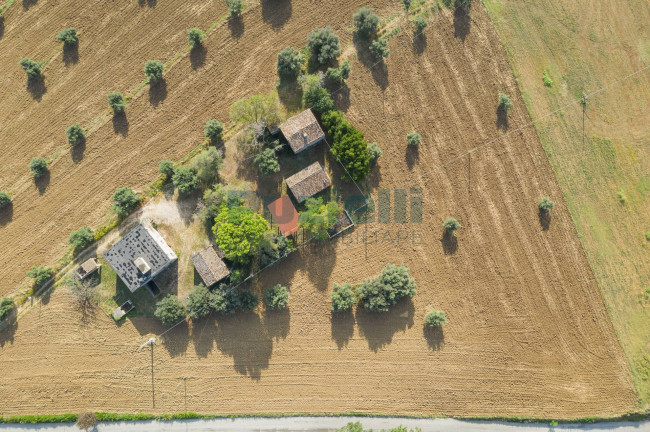 Casale in vendita a Montegiorgio