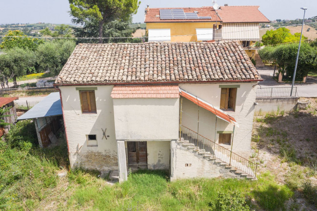  for sale in Montegiorgio