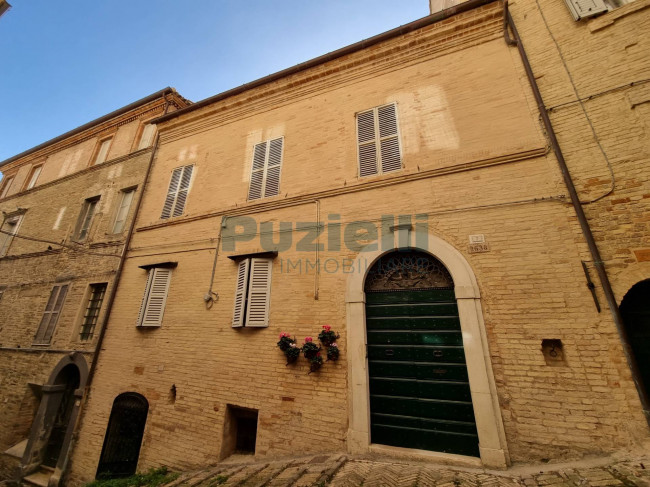  for sale in Fermo