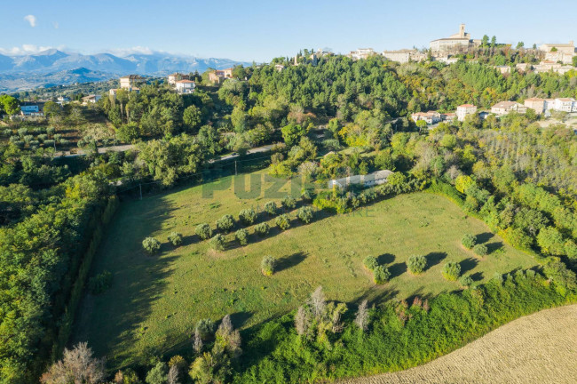 Casale in vendita a Montegiorgio