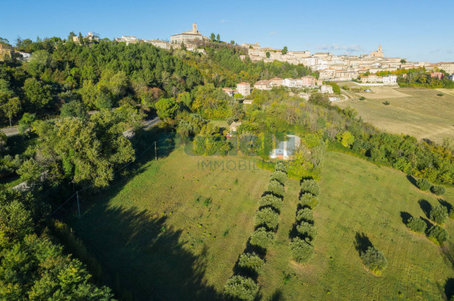 Casale in vendita a Montegiorgio