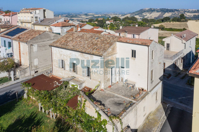 Casa singola in vendita a Montefiore dell'Aso