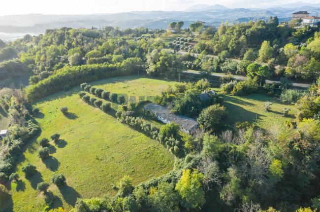 Casale in vendita a Montegiorgio