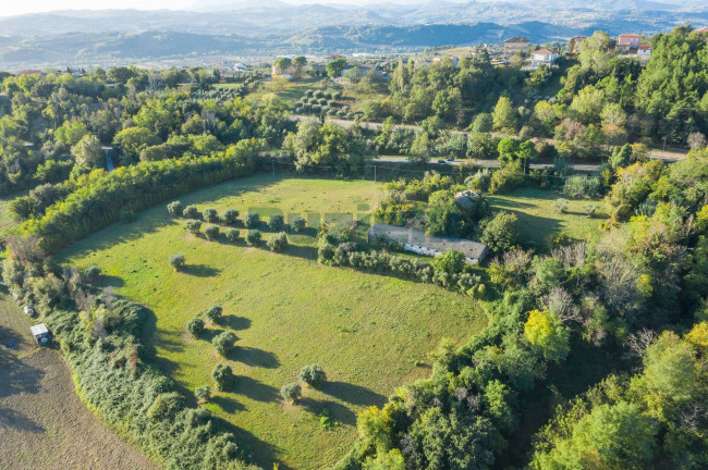 Casale in vendita a Montegiorgio