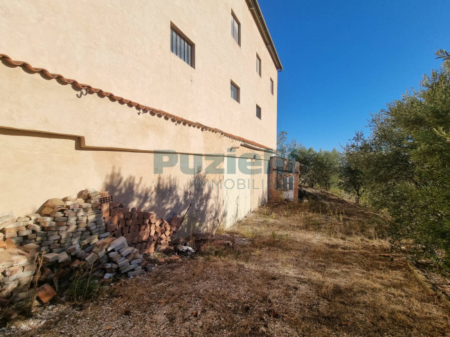 Casa singola in vendita a Sant'Angelo in Pontano