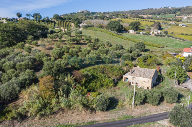 Casale in vendita a Moresco