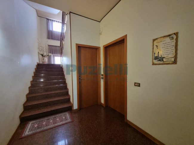 Casa indipendente in vendita a Fermo