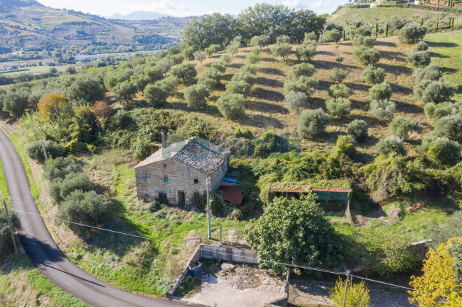 Casale in vendita a Moresco