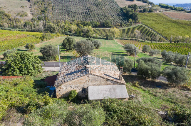 Casale in vendita a Moresco