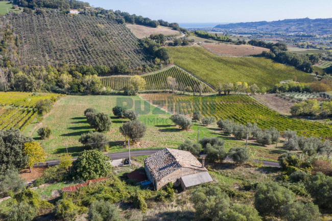 Casale in vendita a Moresco