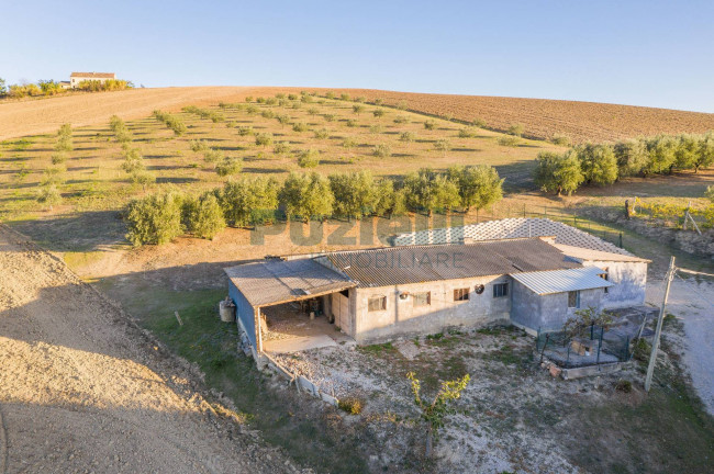 Casa singola in vendita a Fermo