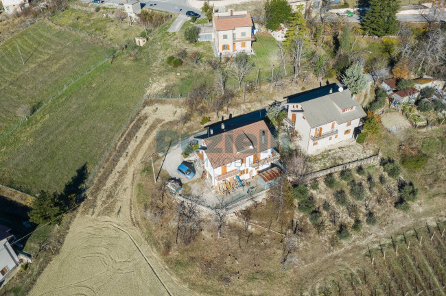 Casa singola in vendita a Monte Rinaldo