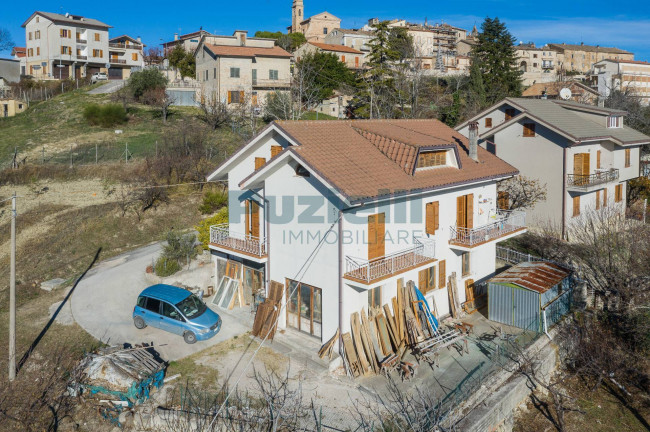 Casa singola in vendita a Monte Rinaldo