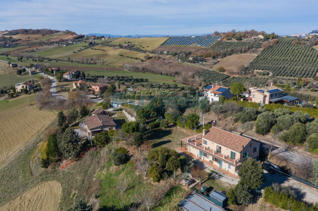 Casale in vendita a Lapedona