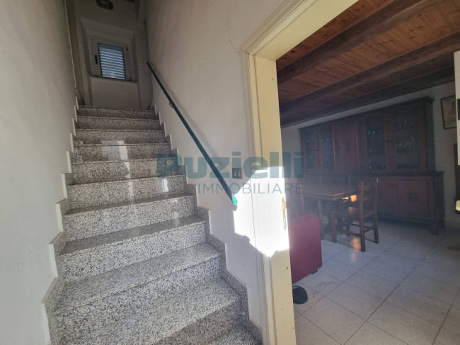 Casa indipendente in vendita a Fermo