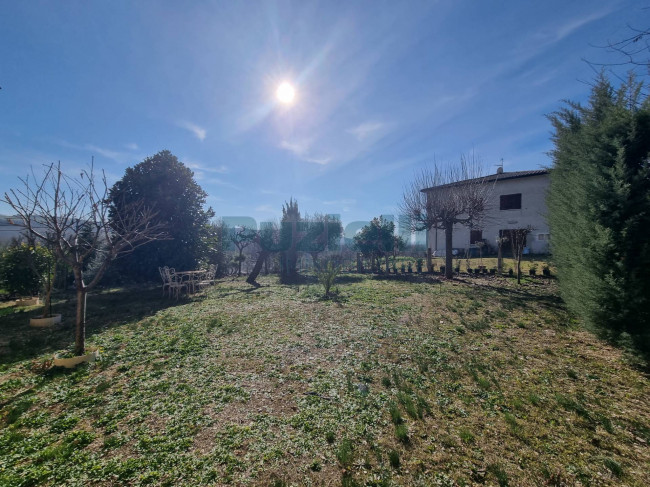 Casa singola in vendita a Fermo