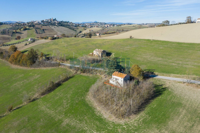 Casa singola in vendita a Monte San Pietrangeli