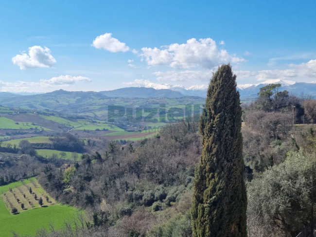 Casa indipendente in vendita a Belmonte Piceno