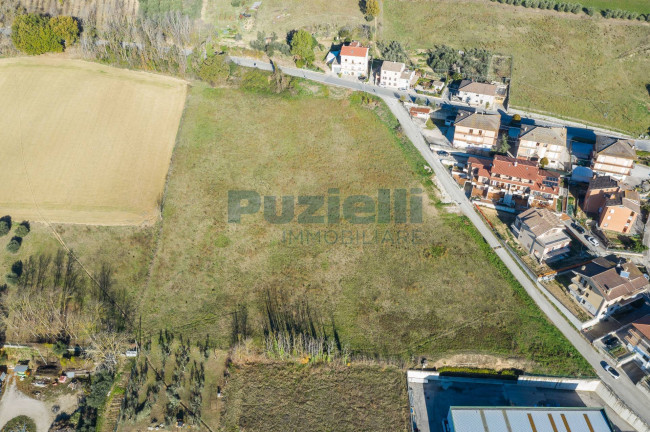 Terreno edificabile in vendita a Fermo