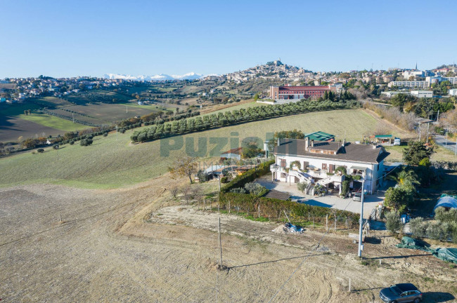 Terreno edificabile in vendita a Fermo