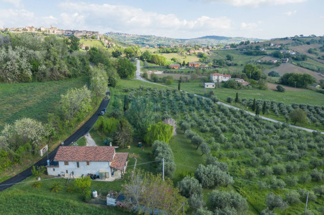 Casa singola in vendita a Belmonte Piceno