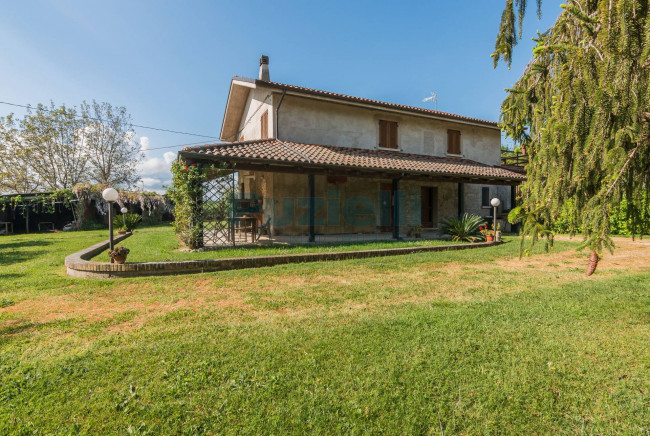 Casa singola in vendita a Belmonte Piceno