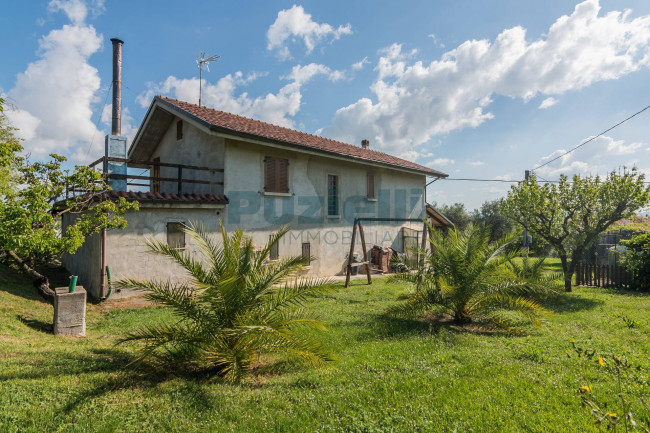 Casa singola in vendita a Belmonte Piceno