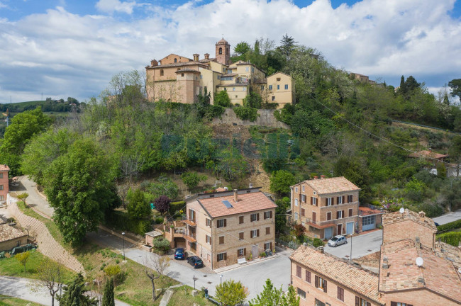 Appartamento in vendita a Sant'Angelo in Pontano