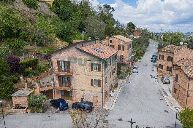  for sale in Sant'Angelo in Pontano