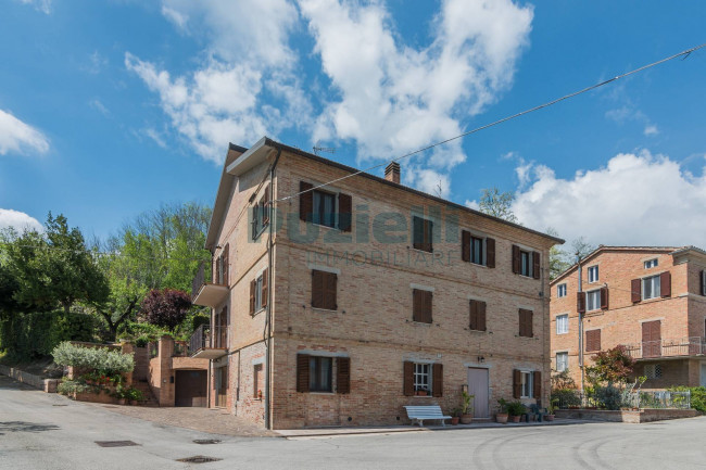  for sale in Sant'Angelo in Pontano