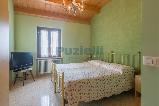  for sale in Sant'Angelo in Pontano