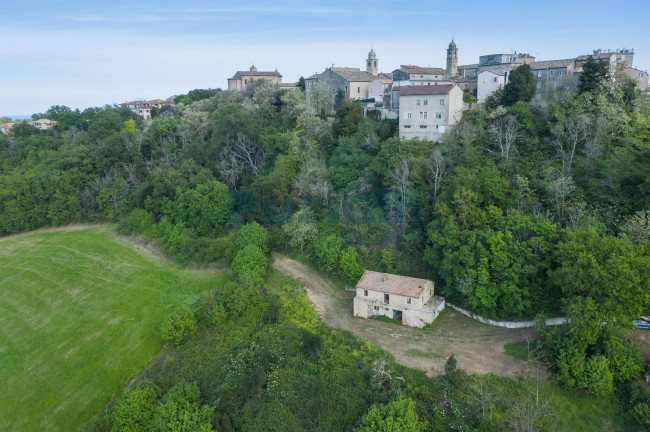 Rustico in vendita a Lapedona