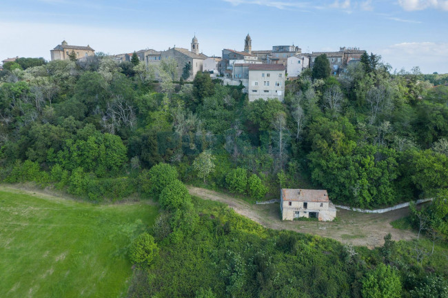 Rustico in vendita a Lapedona