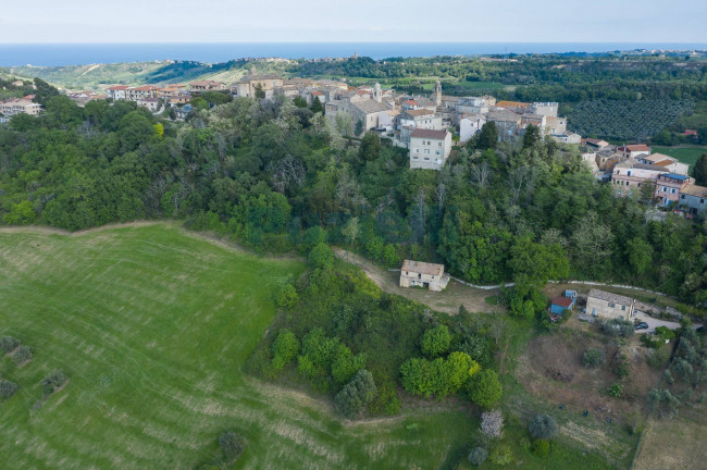 Rustico in vendita a Lapedona