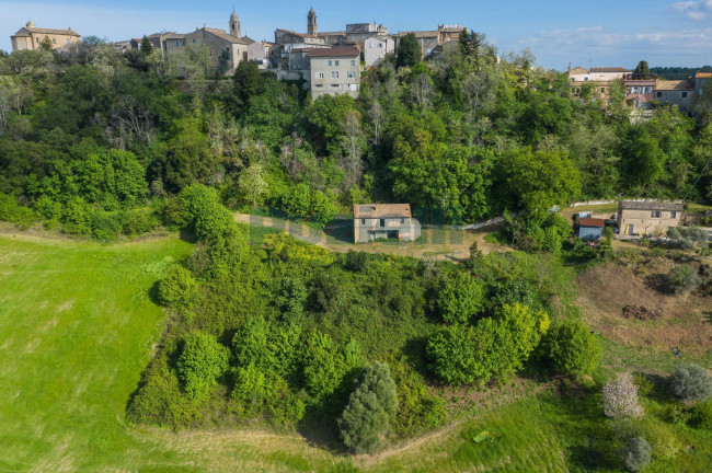 Rustico in vendita a Lapedona