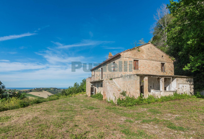  for sale in Lapedona