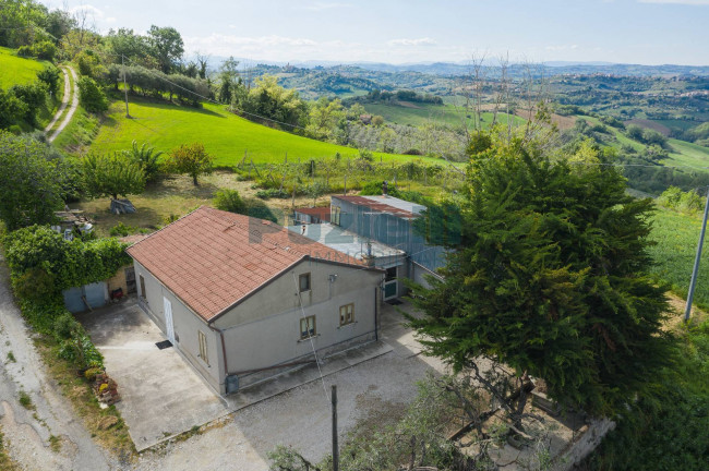 Casa singola in vendita a Monterubbiano