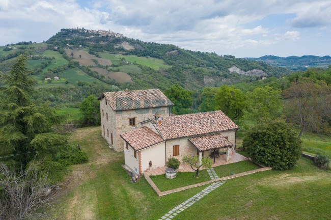 Casale in vendita a Smerillo