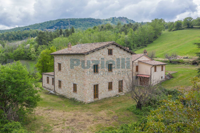 Casale in vendita a Smerillo