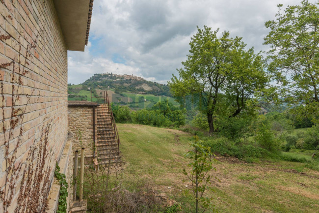 Casale in vendita a Smerillo