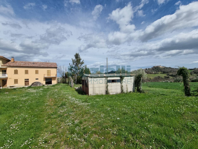 Casa indipendente in vendita a Monsampietro Morico