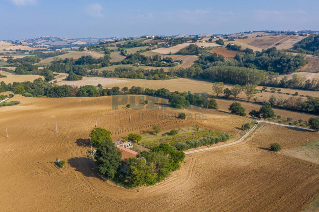 Casale in vendita a Monte San Pietrangeli