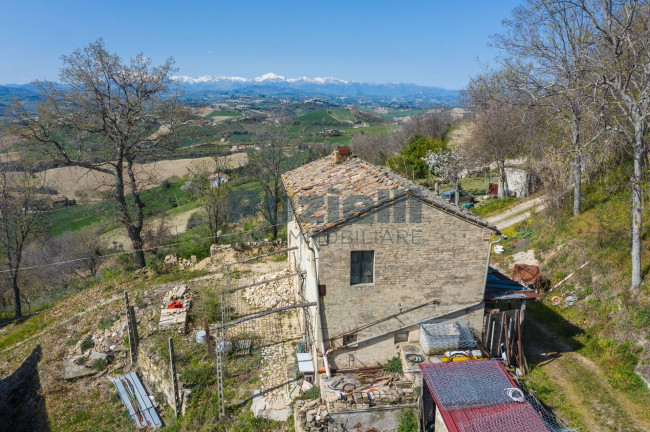  for sale in Monterubbiano