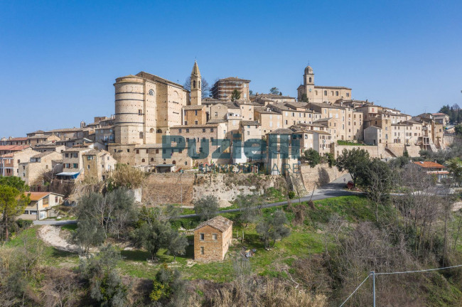 Casale in vendita a Montottone